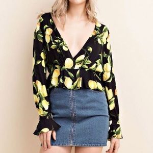 Honey Punch lemon top